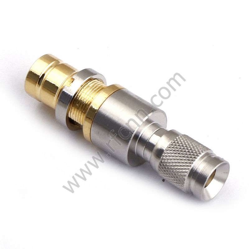 1.0 / 2.3 Male a 1.6 / 5.6 Conector de RF femenino
